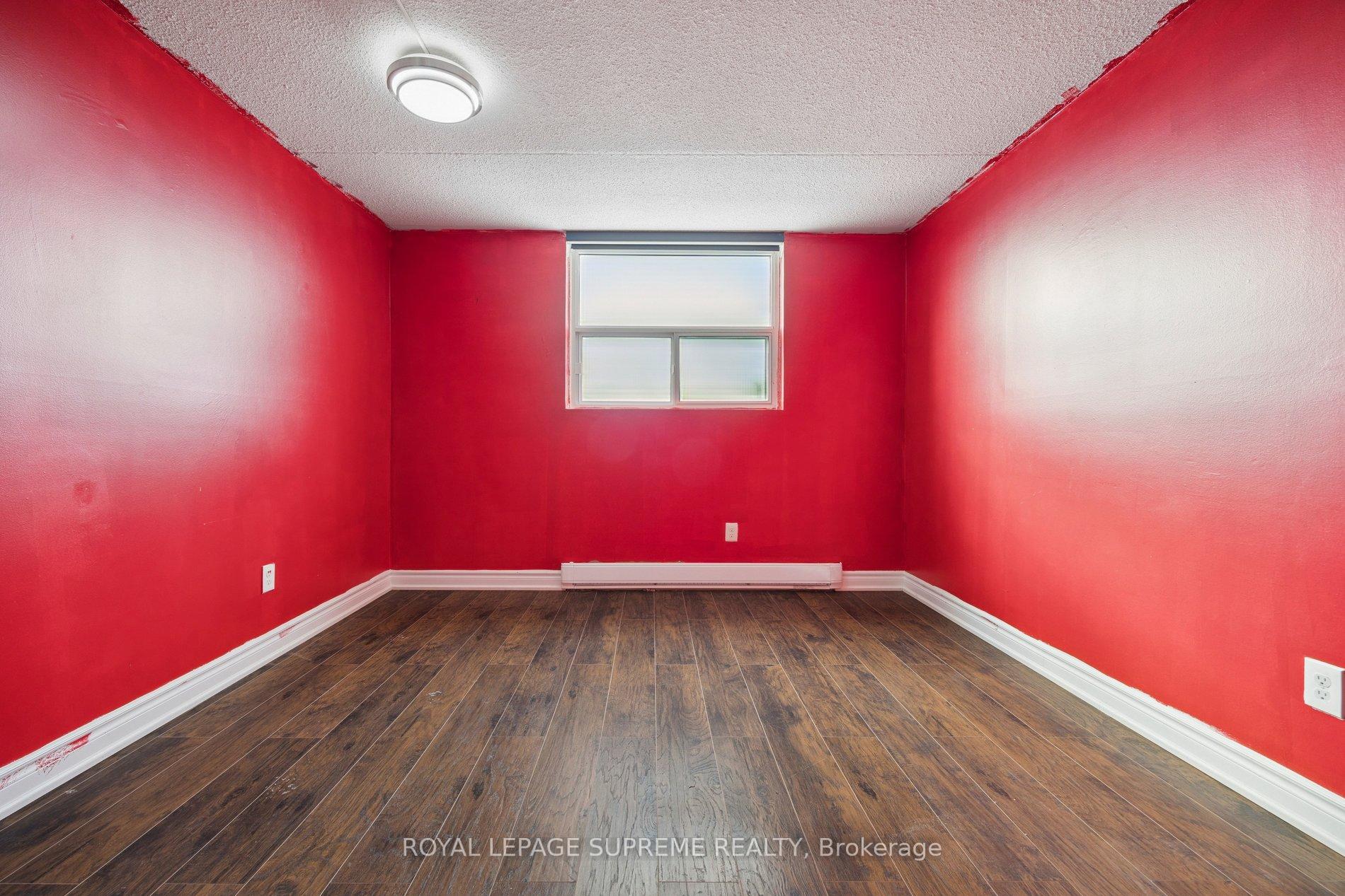 207 Galloway Road 704, Toronto Unit: 704
