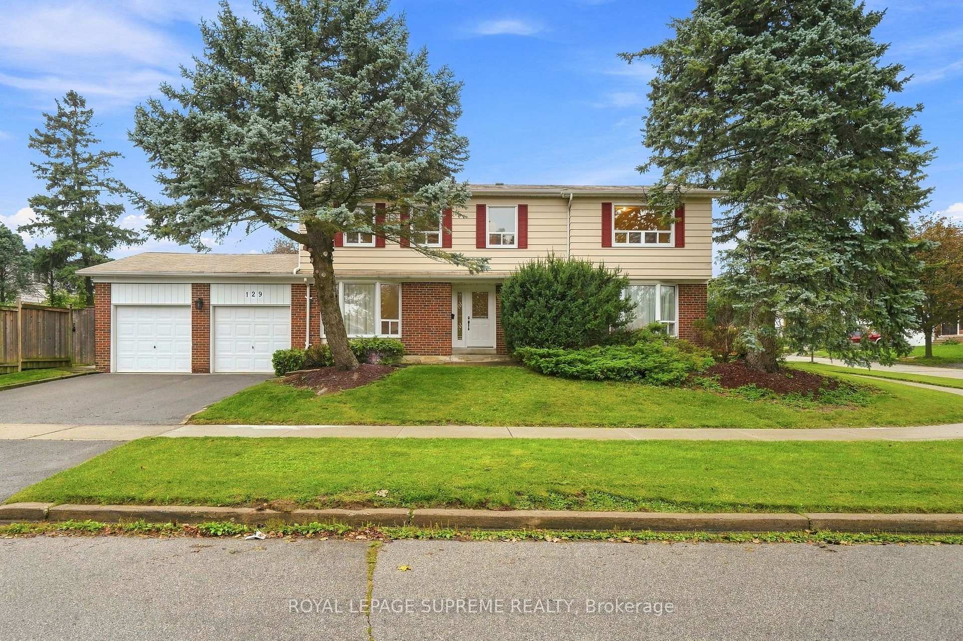 129 Briarscross Boulevard, Toronto