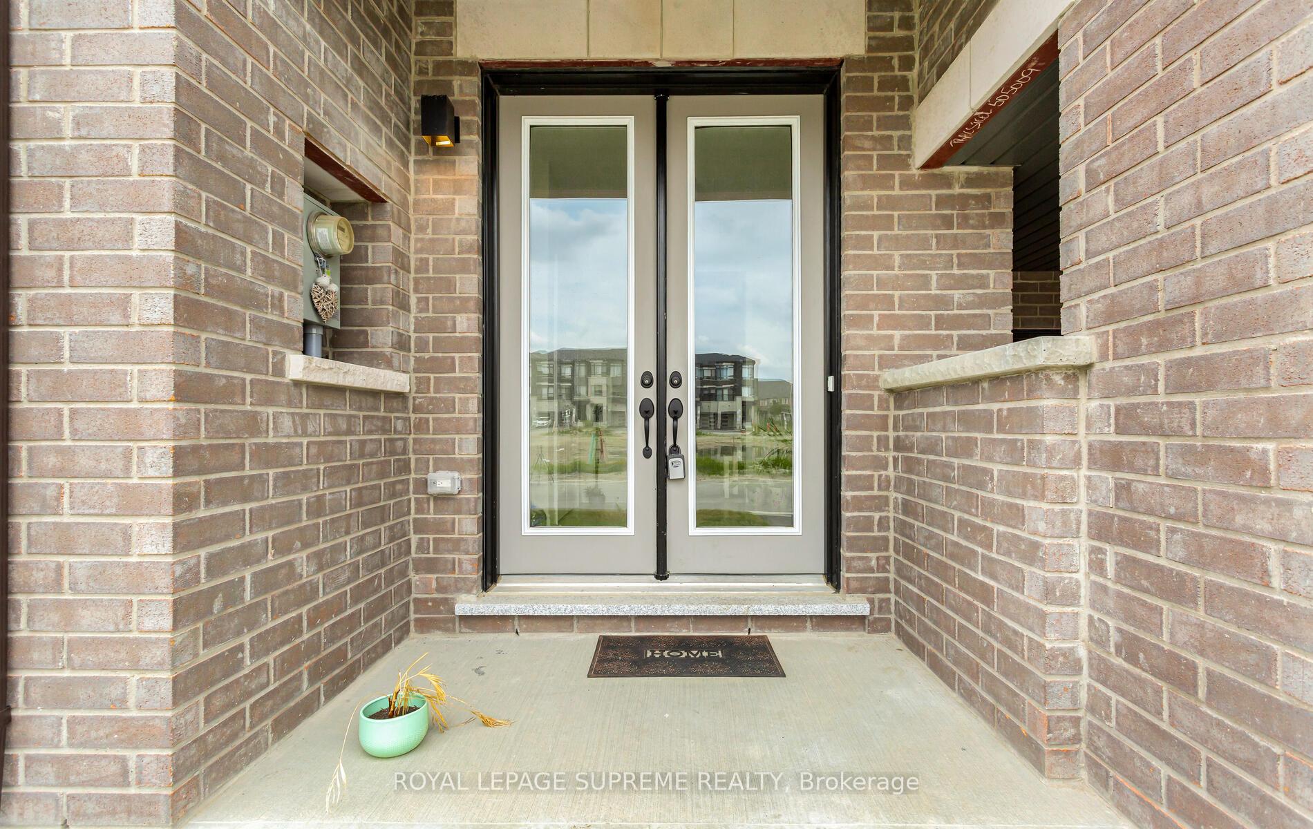 7 Tennant Circle
