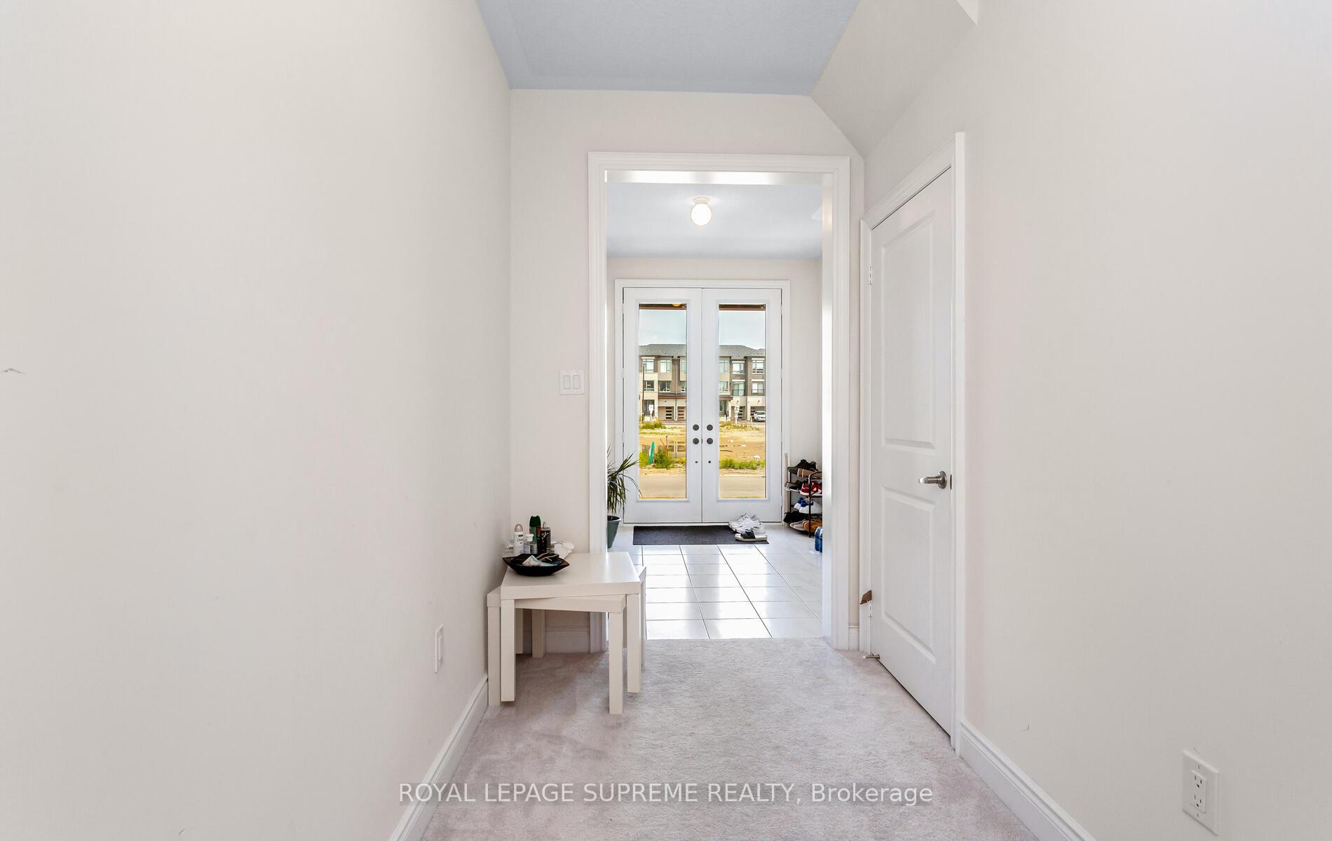 7 Tennant Circle