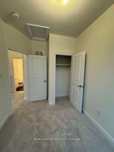 7 Tennant Circle