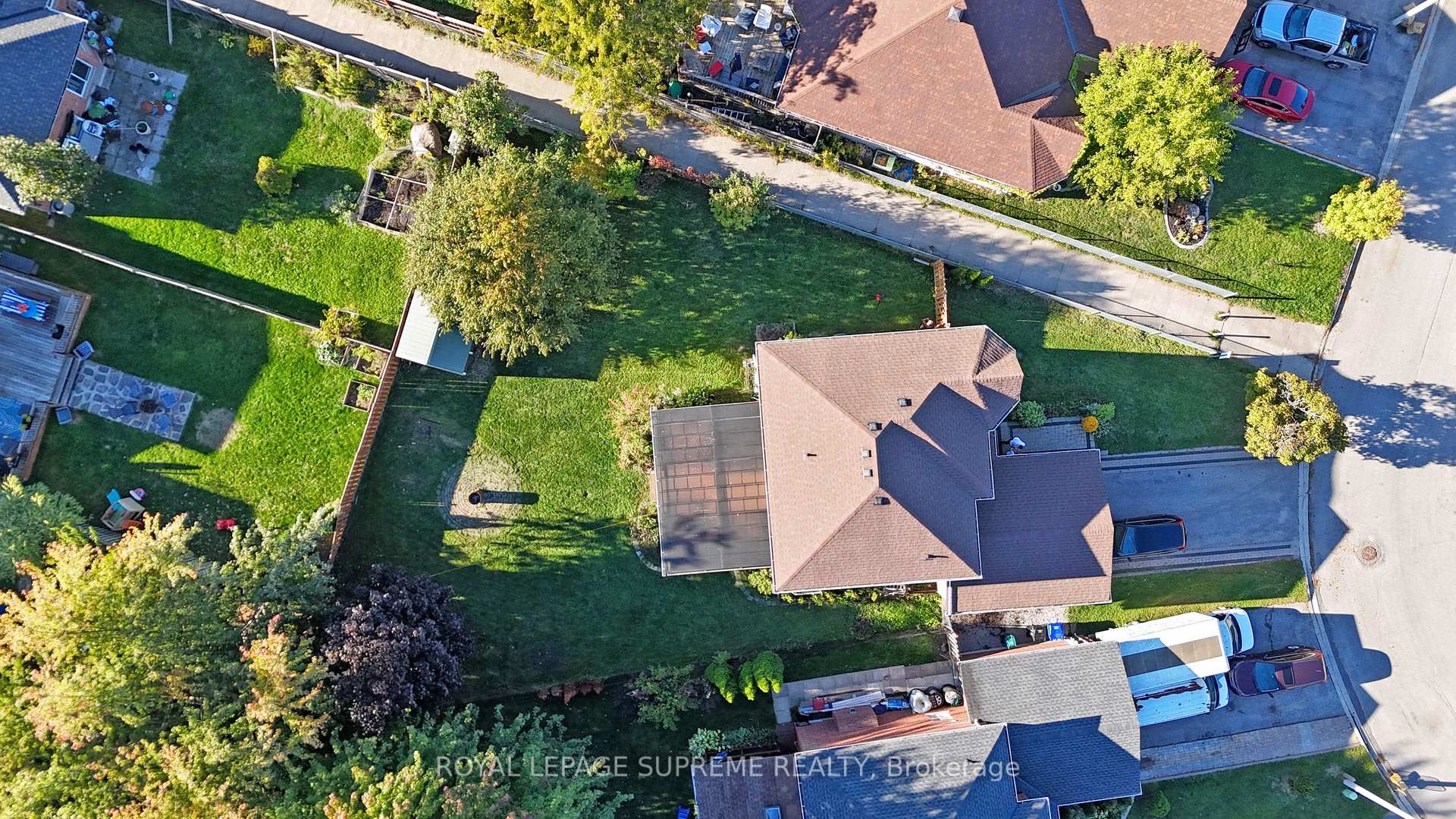 2249 Jack Crescent