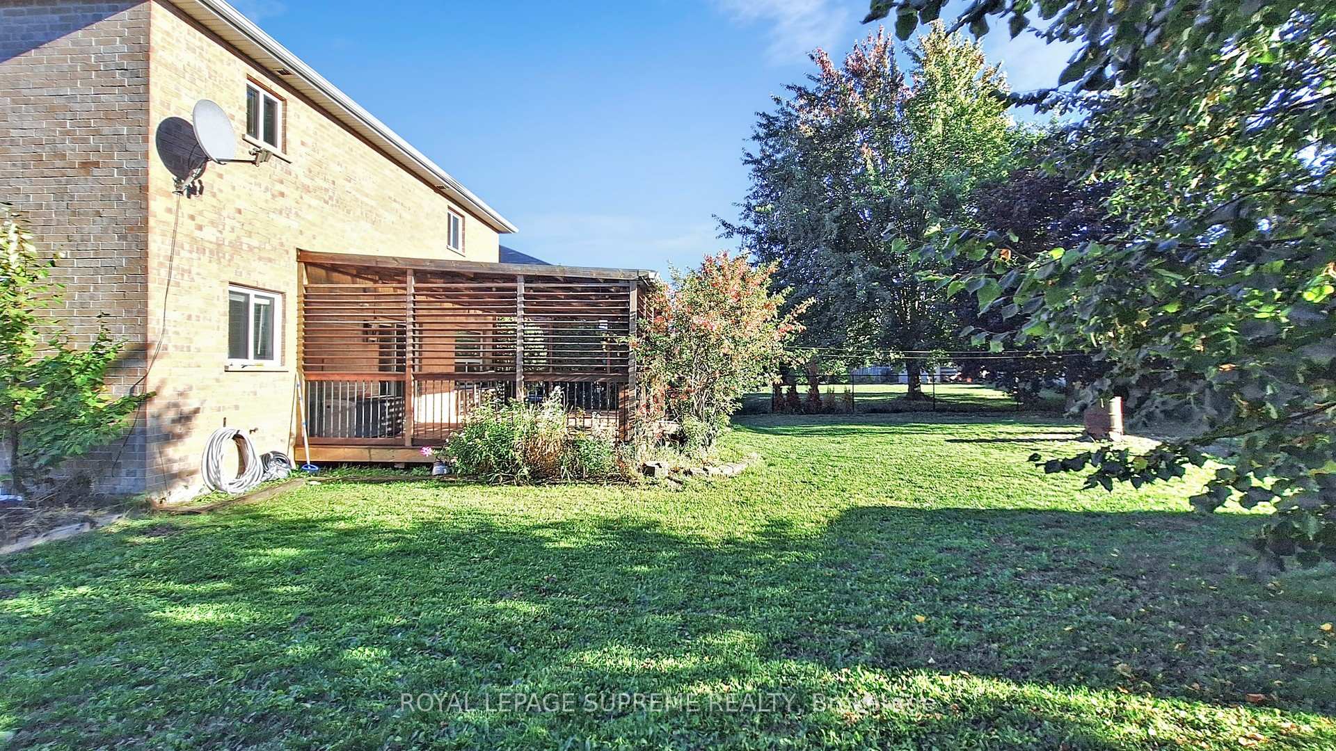 2249 Jack Crescent