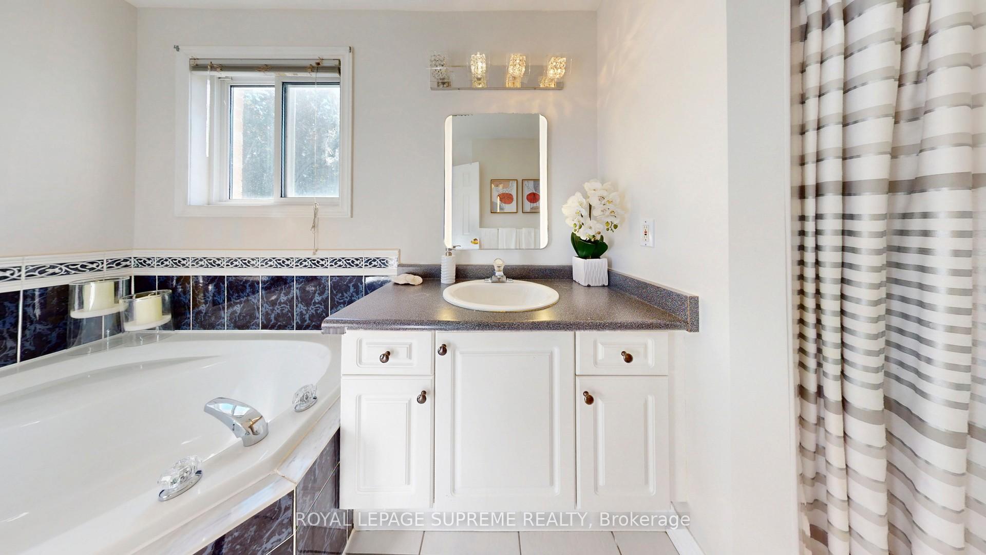2249 Jack Crescent