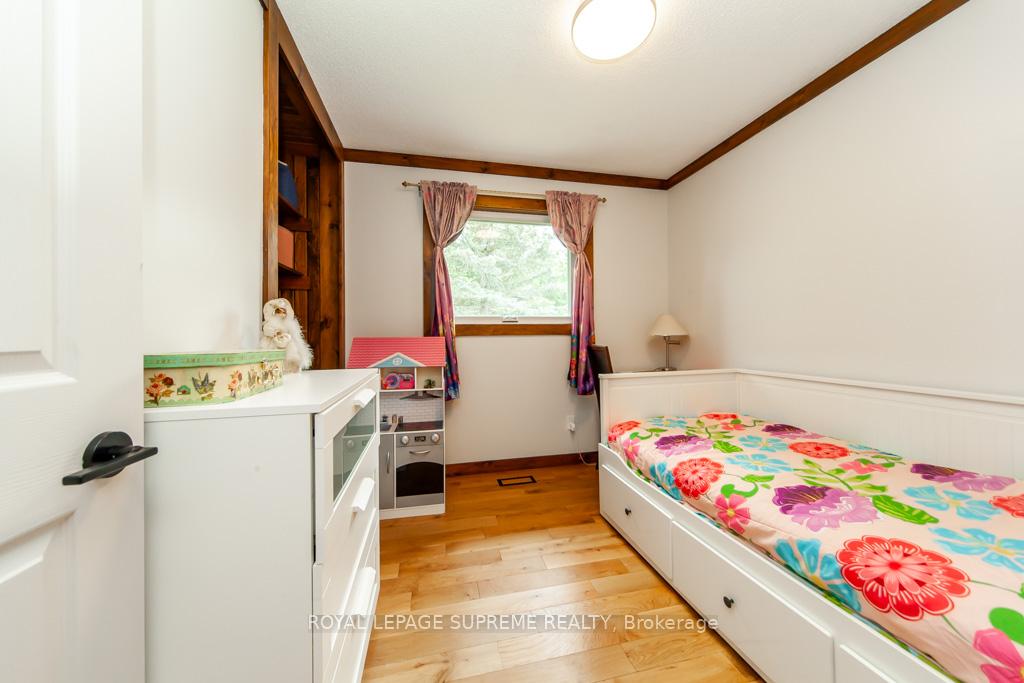 2 Orsi Street