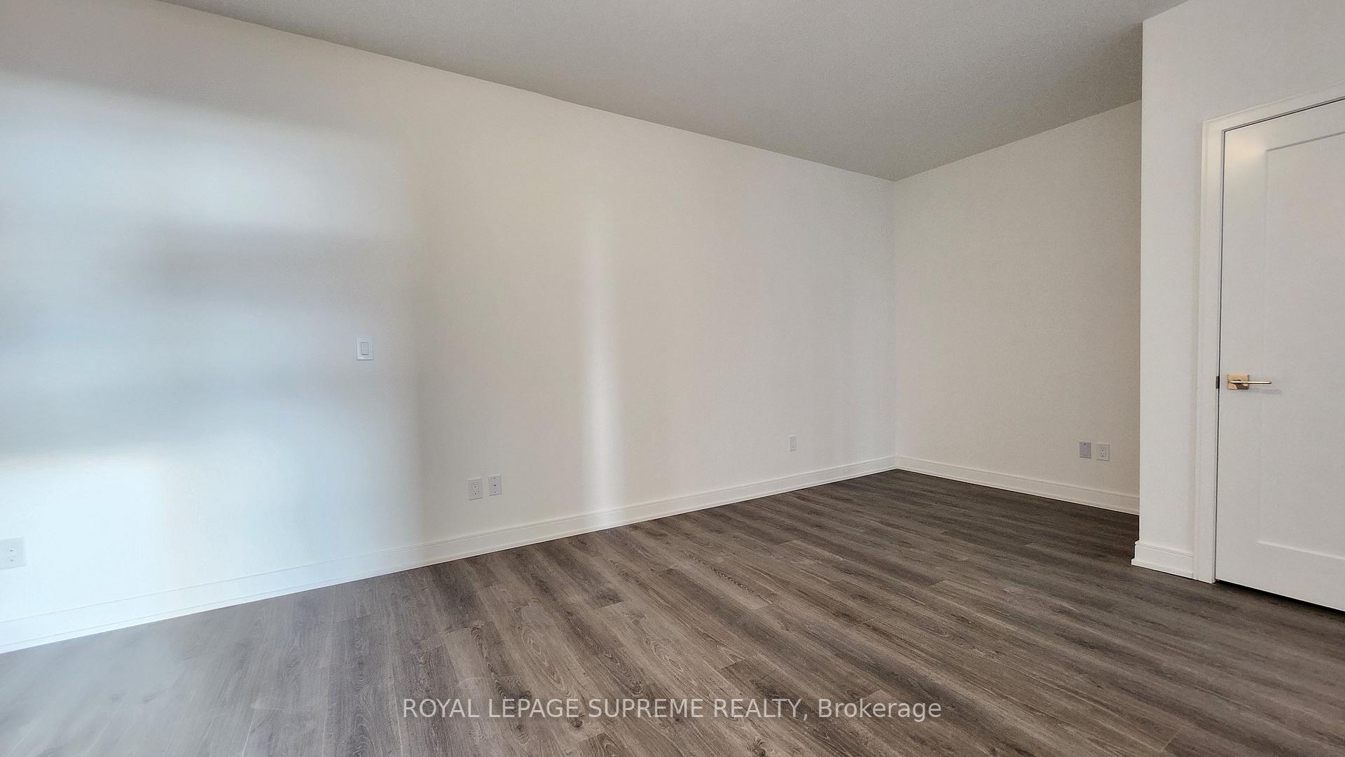 715 Davis Drive B311, Newmarket Unit: B311