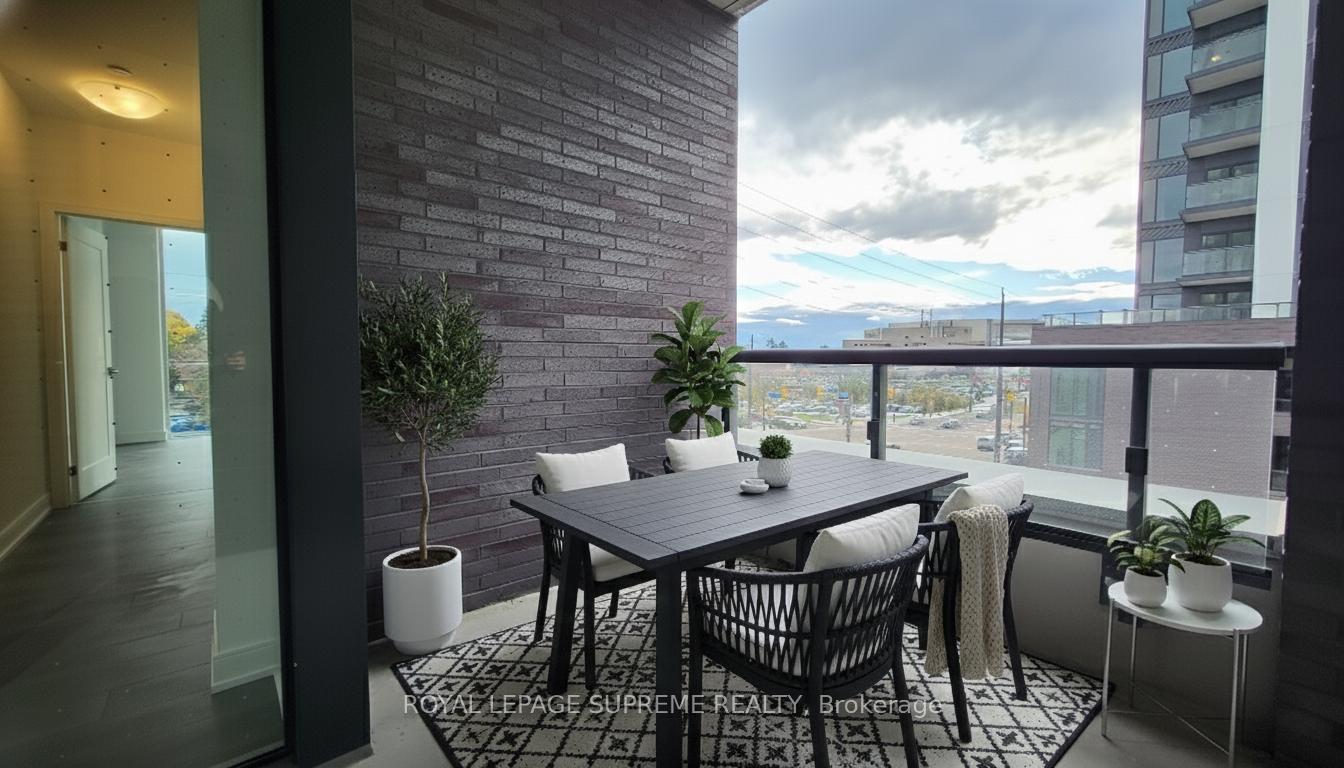 715 Davis Drive B311, Newmarket Unit: B311