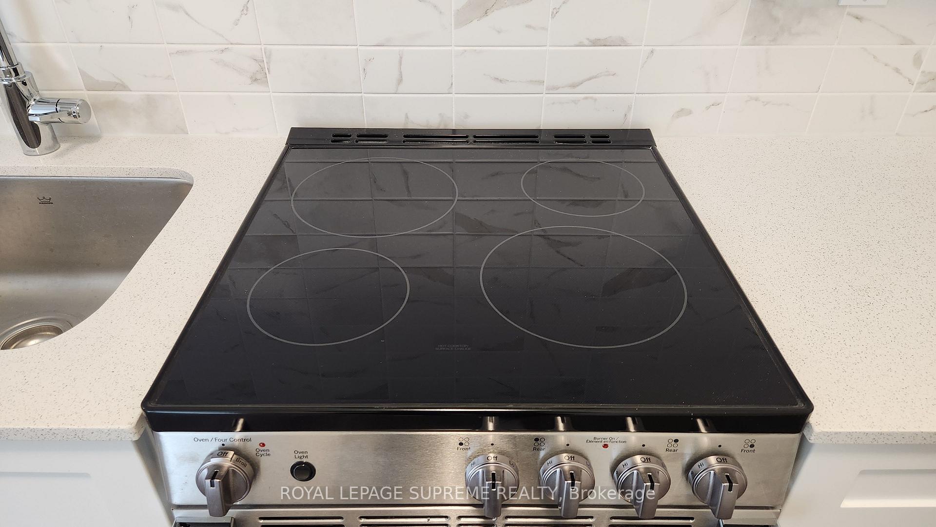 715 Davis Drive B311, Newmarket Unit: B311