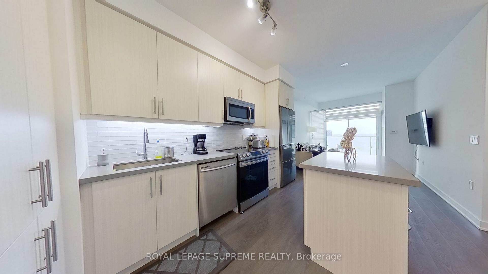 75 Oneida Crescent 1402