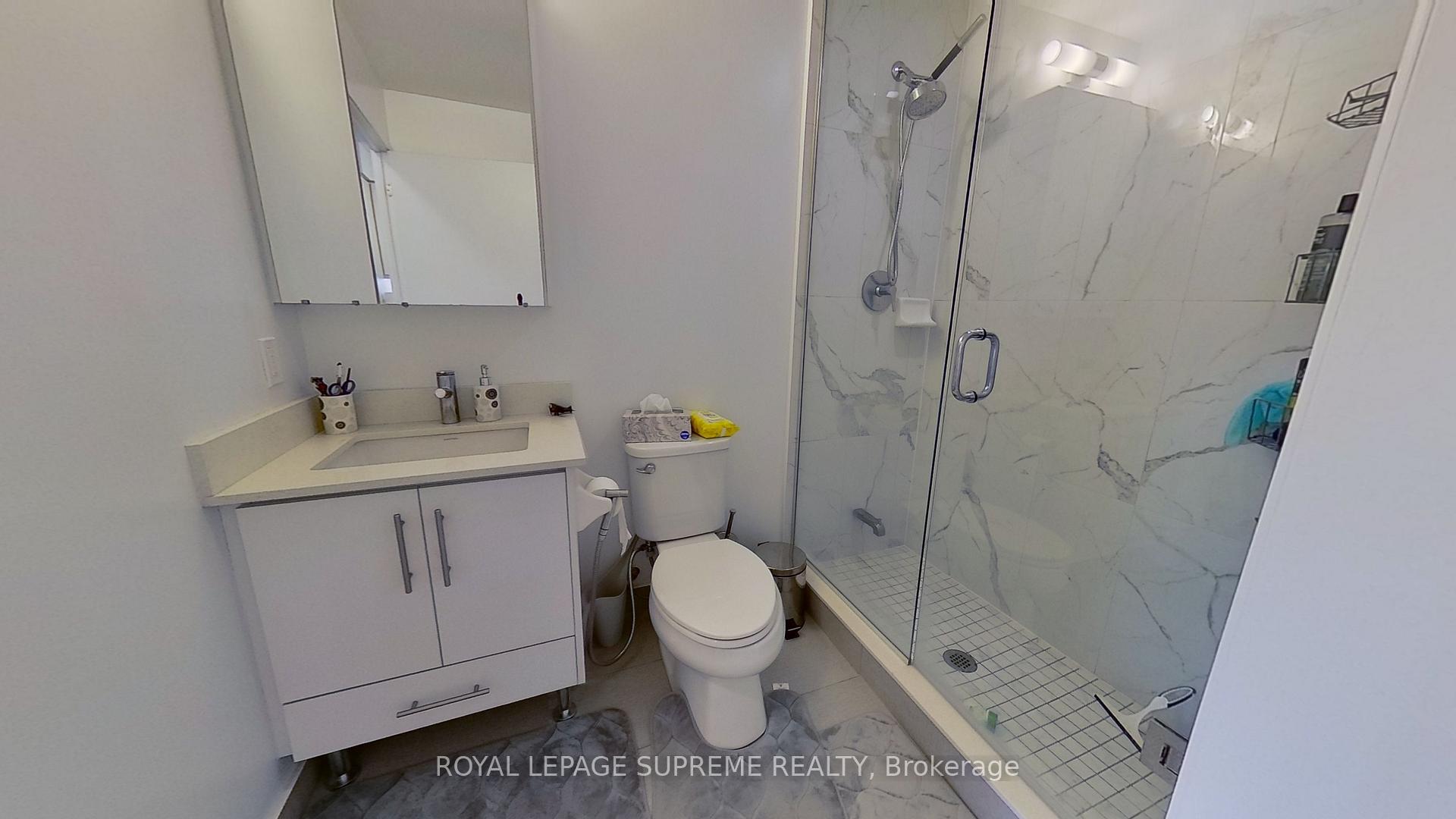 75 Oneida Crescent 1402