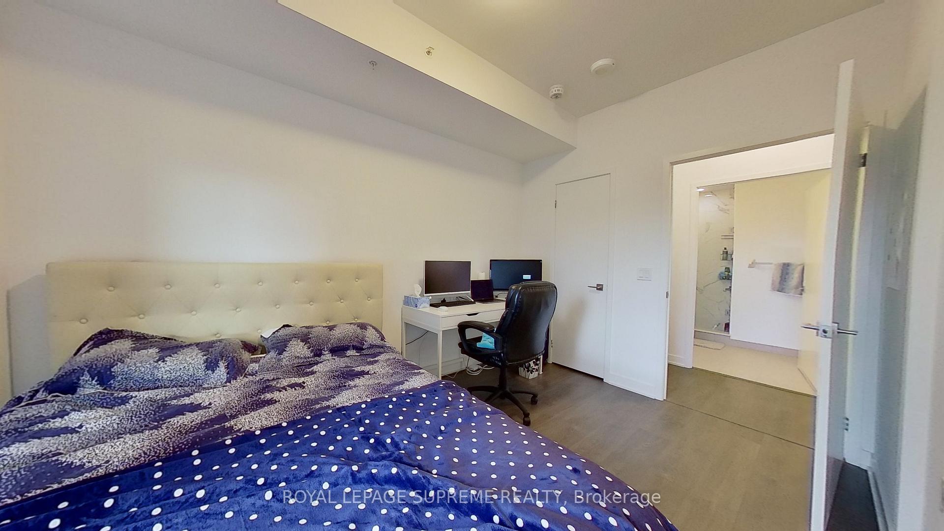 75 Oneida Crescent 1402