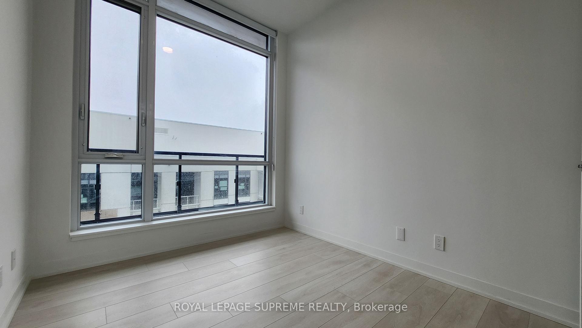 7950 Bathurst Street 719