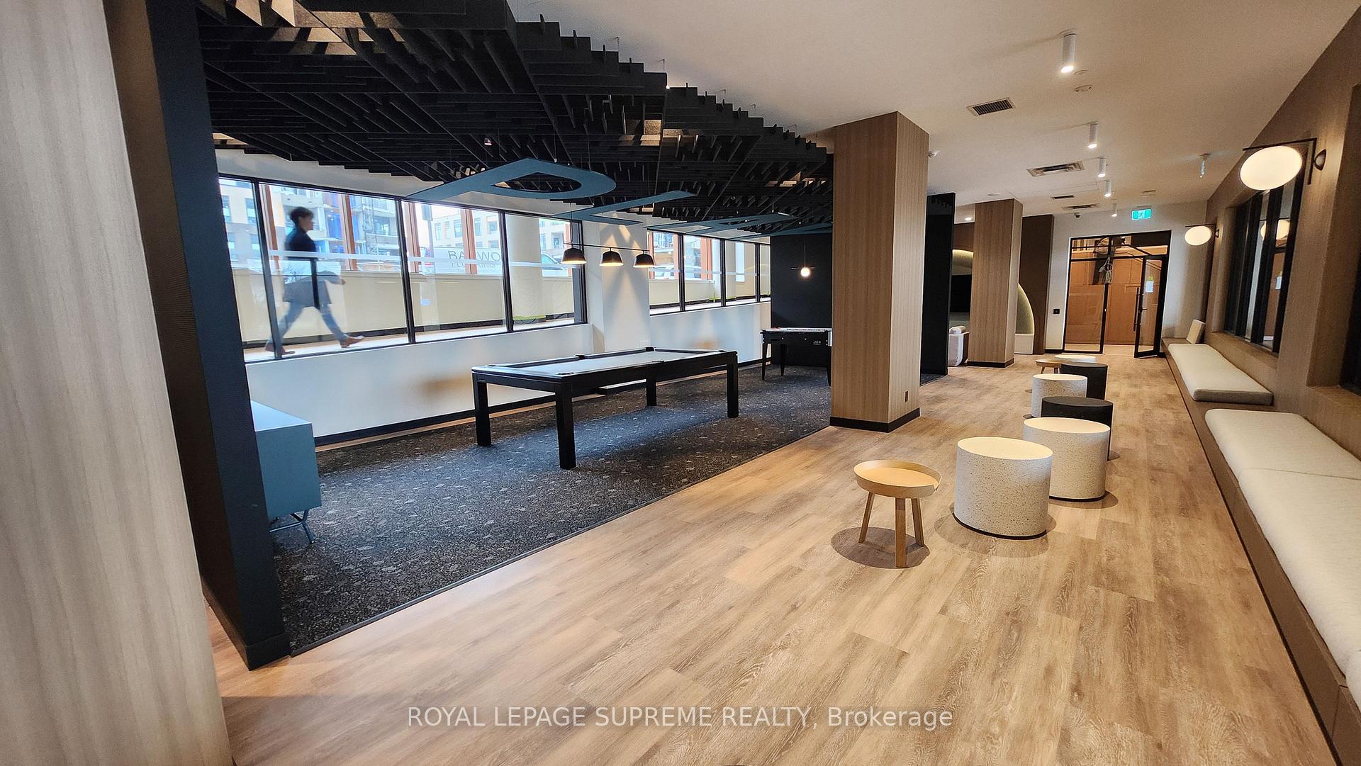 7950 Bathurst Street 719