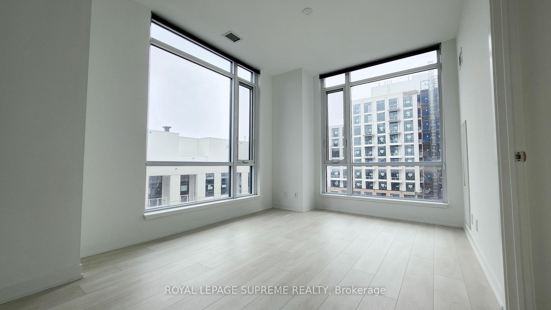 7950 Bathurst Street 719