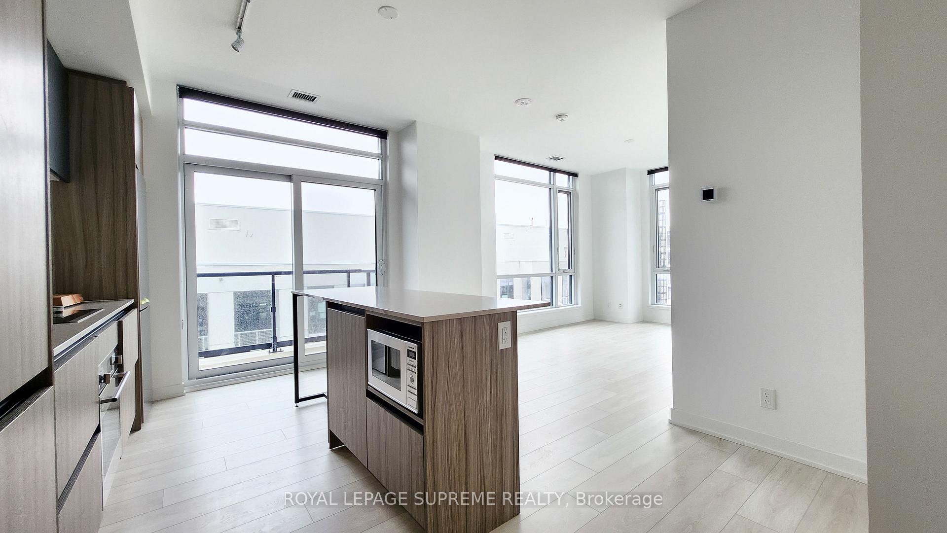 7950 Bathurst Street 719