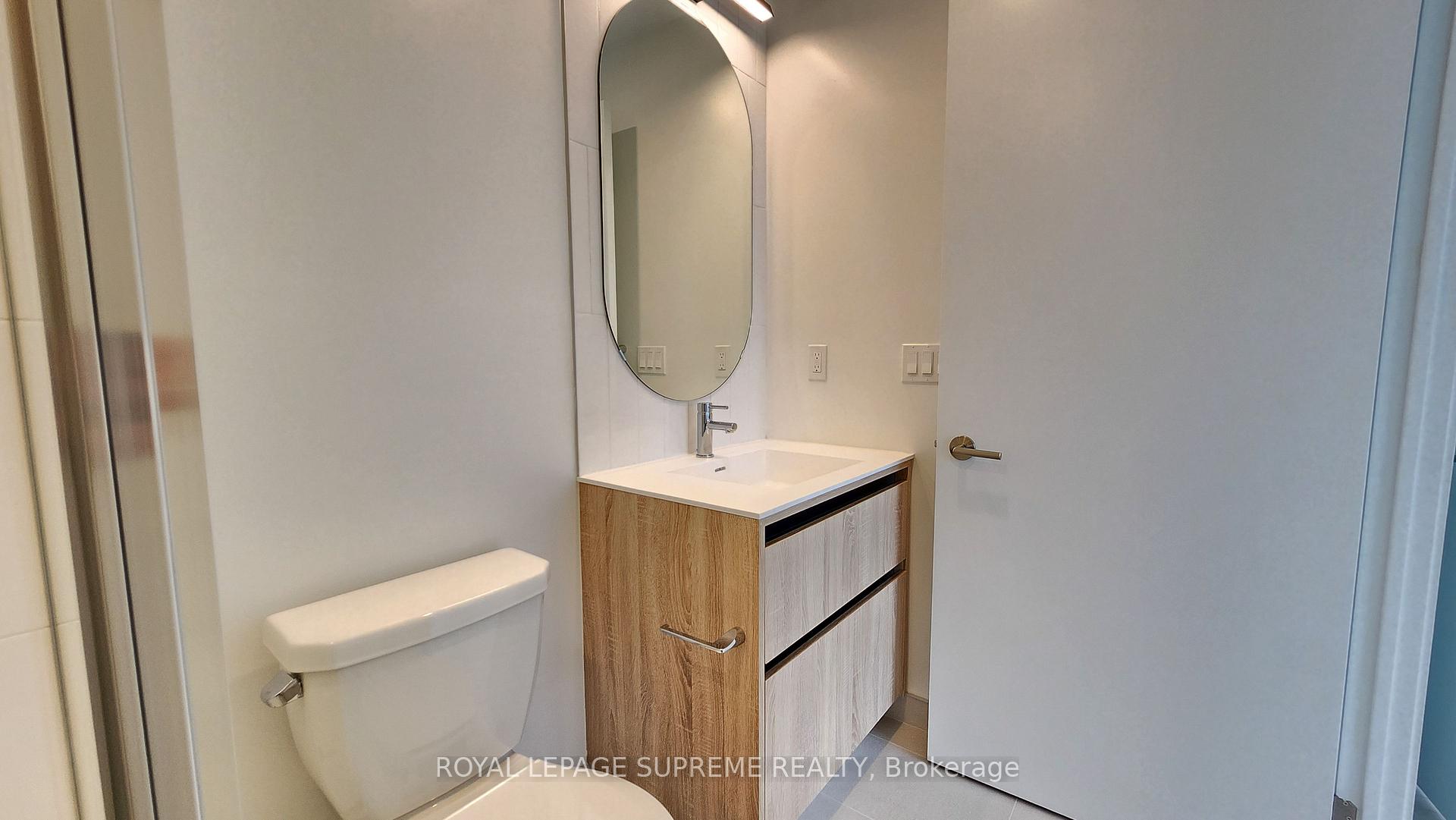 7950 Bathurst Street 719