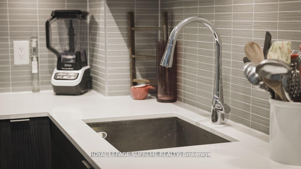 100 Eagle Rock Way 414