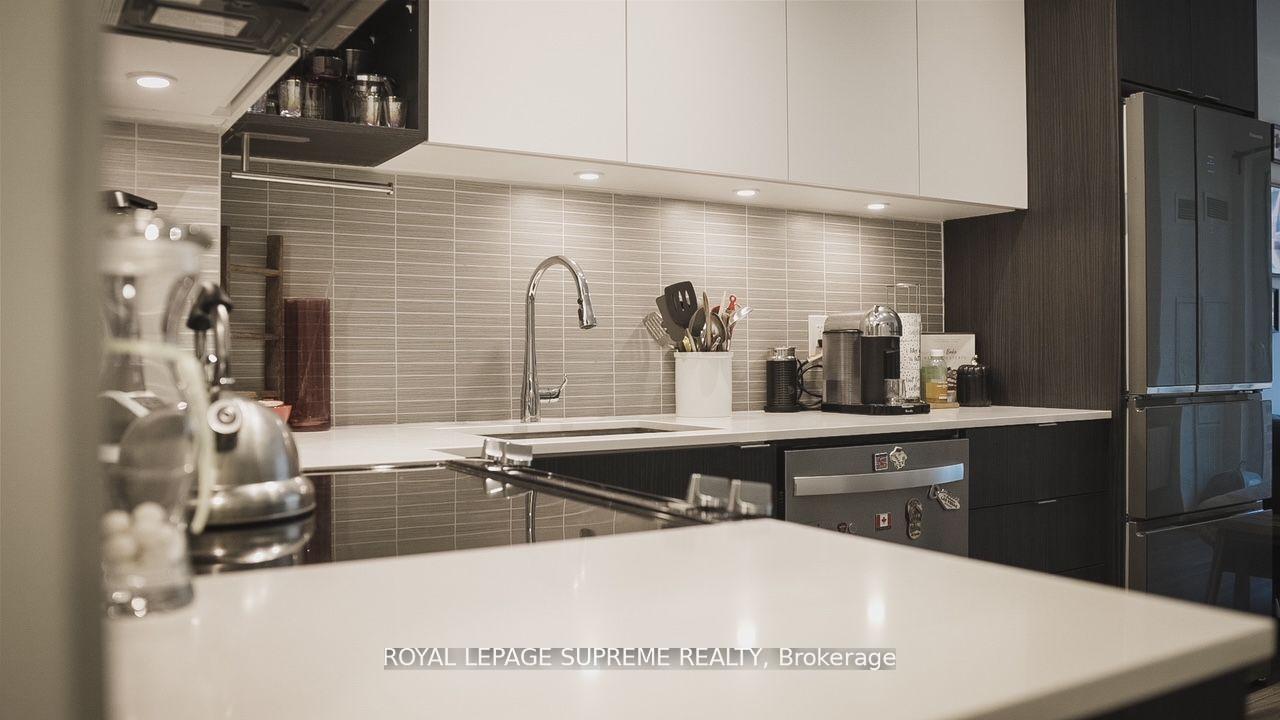 100 Eagle Rock Way 414