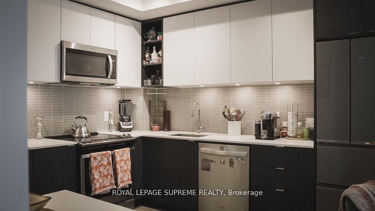 100 Eagle Rock Way 414