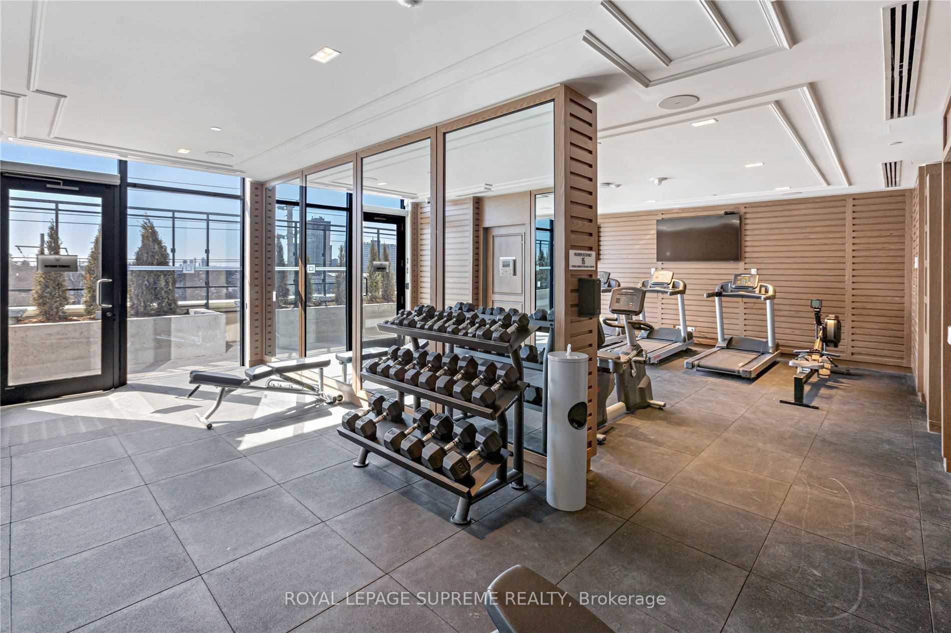 1 Grandview Avenue 2008