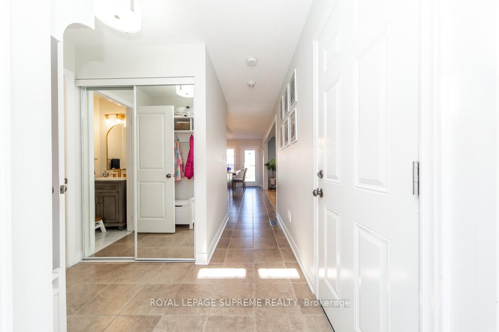 43 Hoard Avenue N