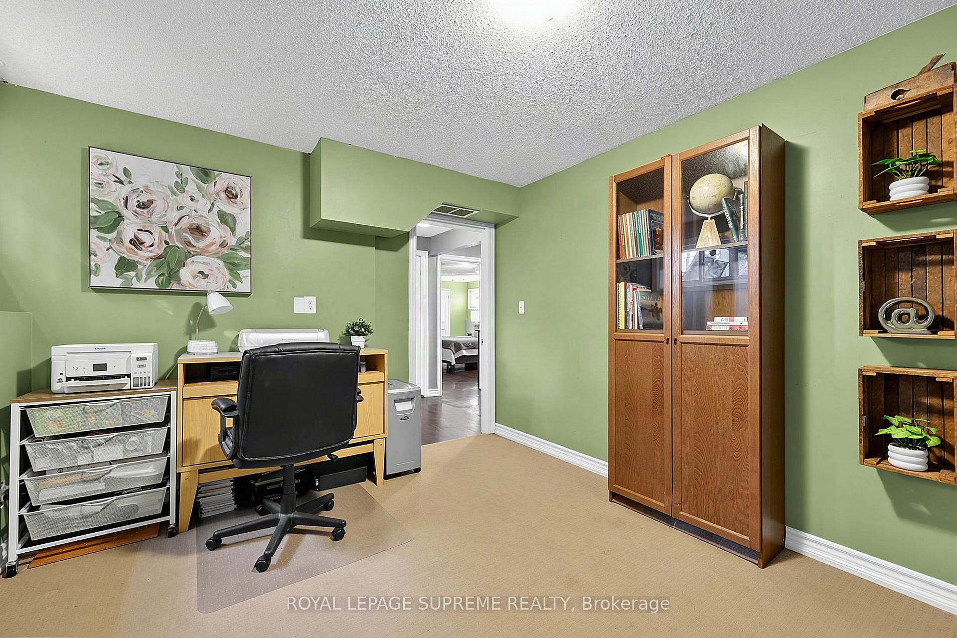 12 Pridham Crescent