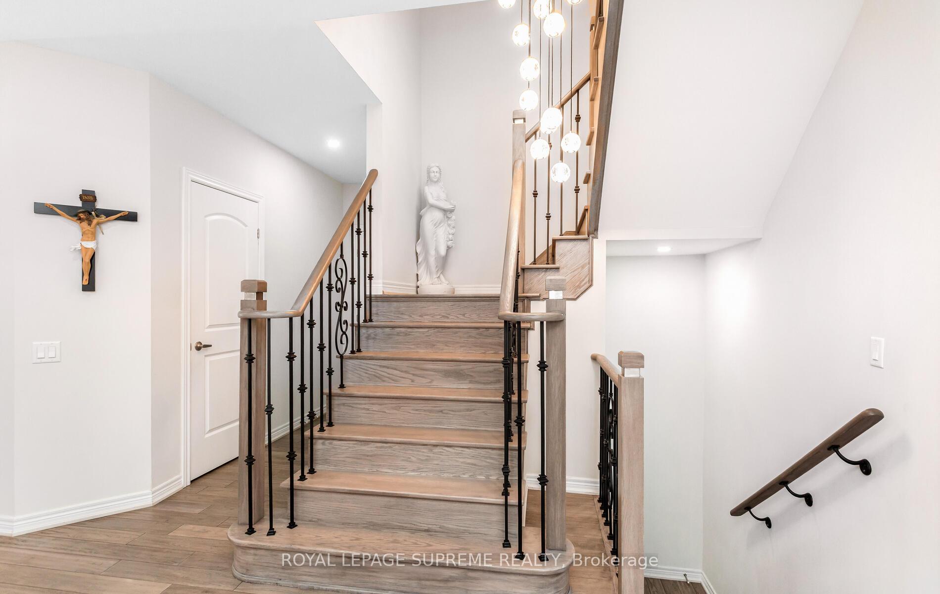 95 Selby Crescent