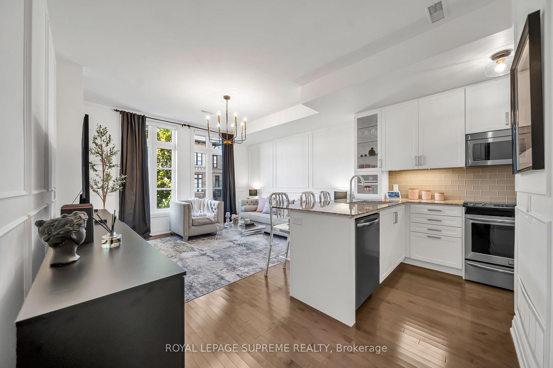 8167 Kipling Avenue 43