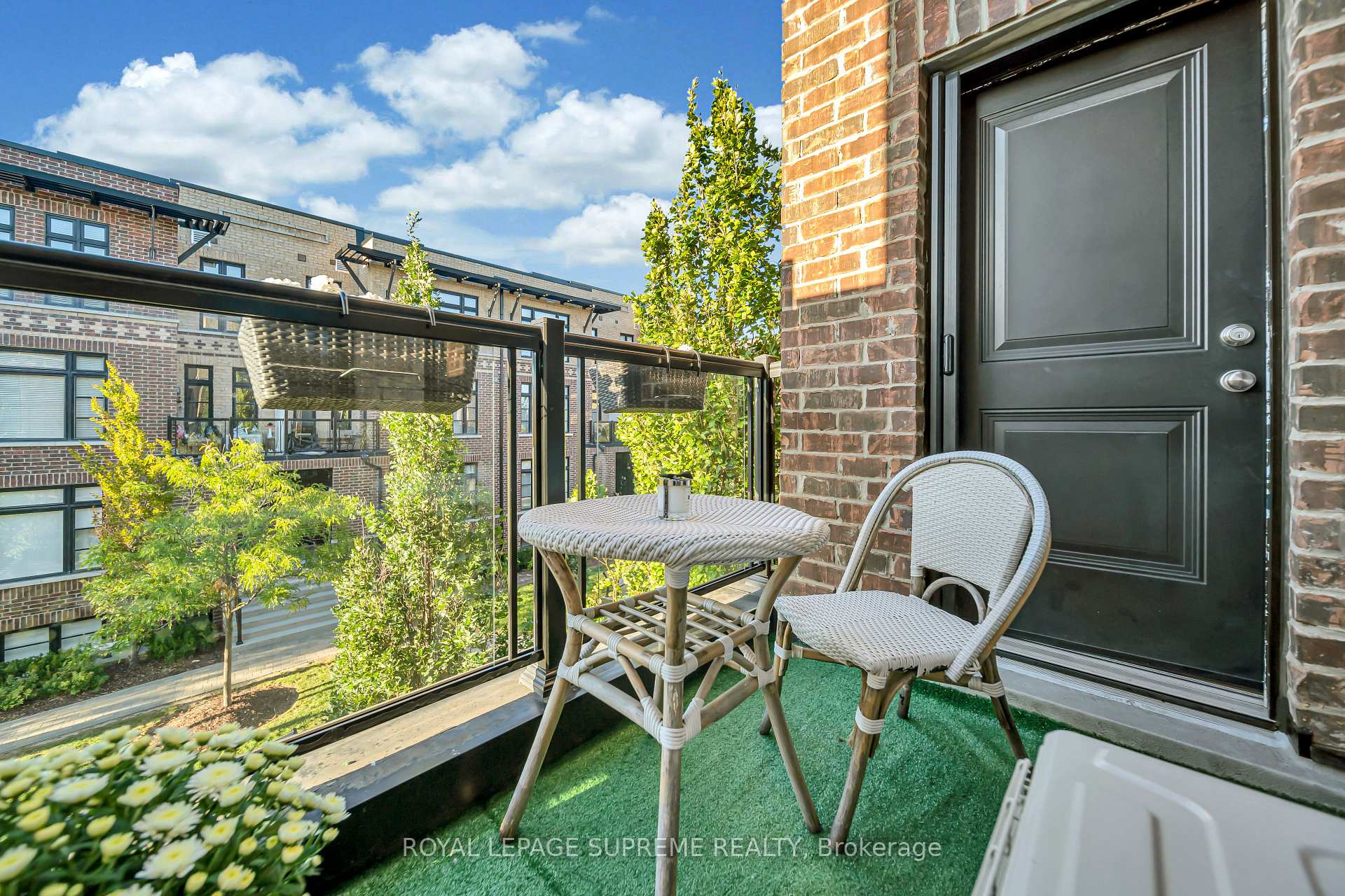 8167 Kipling Avenue 43