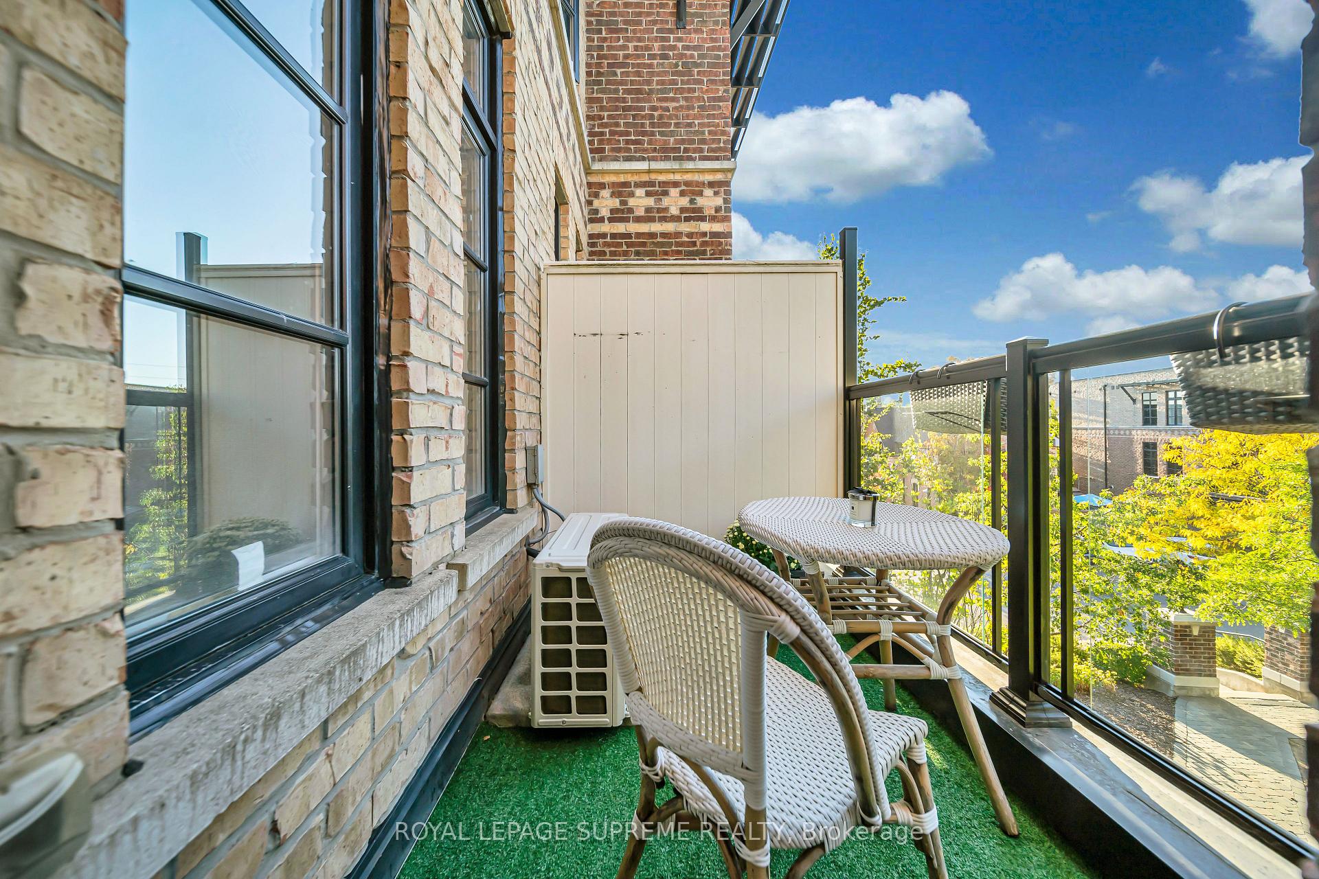 8167 Kipling Avenue 43