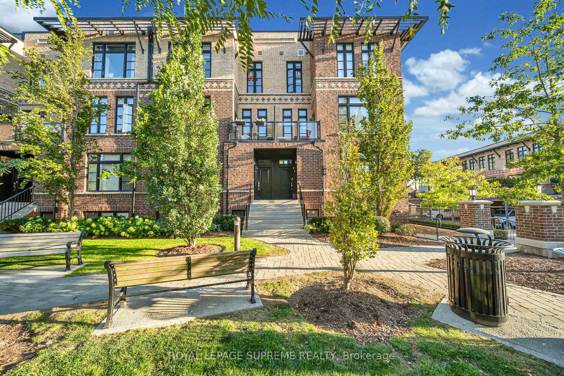 8167 Kipling Avenue 43