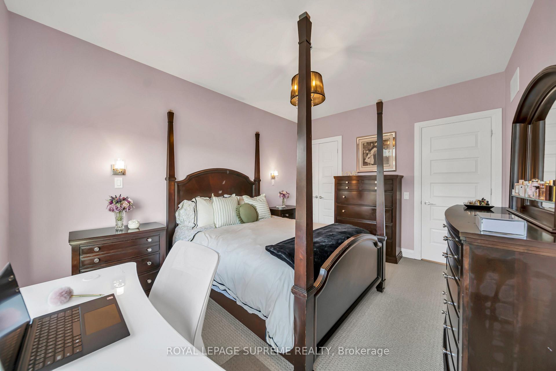 8167 Kipling Avenue 43