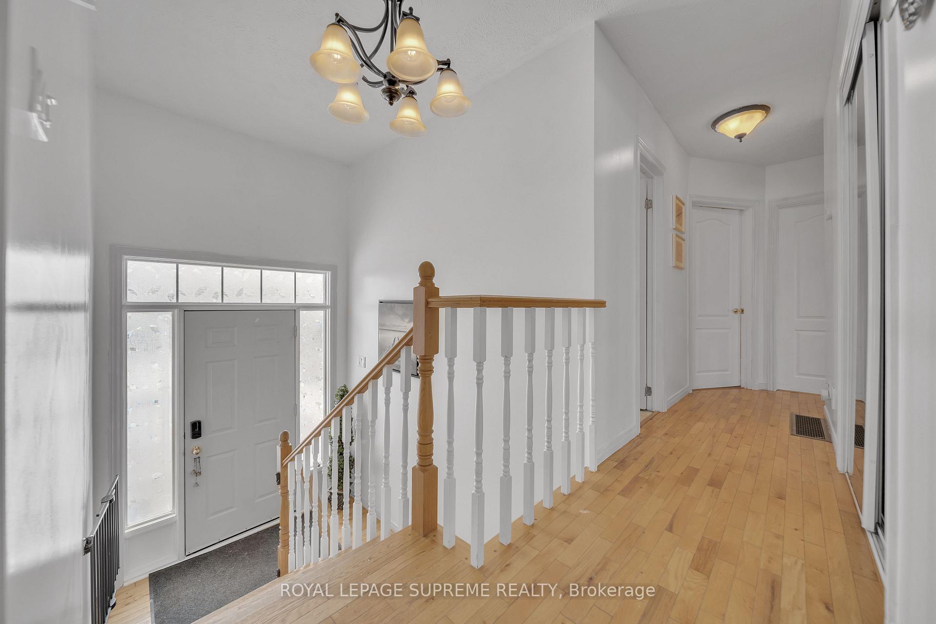 8740 12 Highway, Oro-Medonte