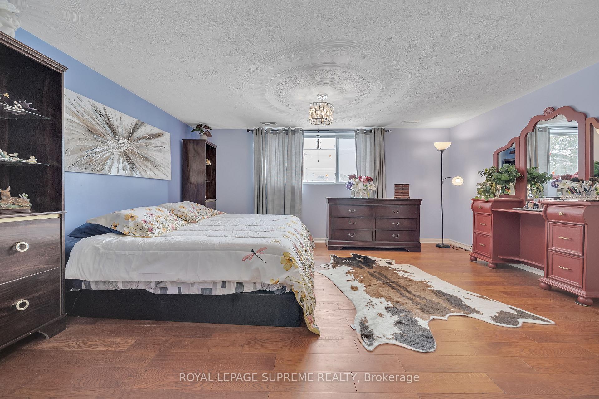 8740 12 Highway, Oro-Medonte