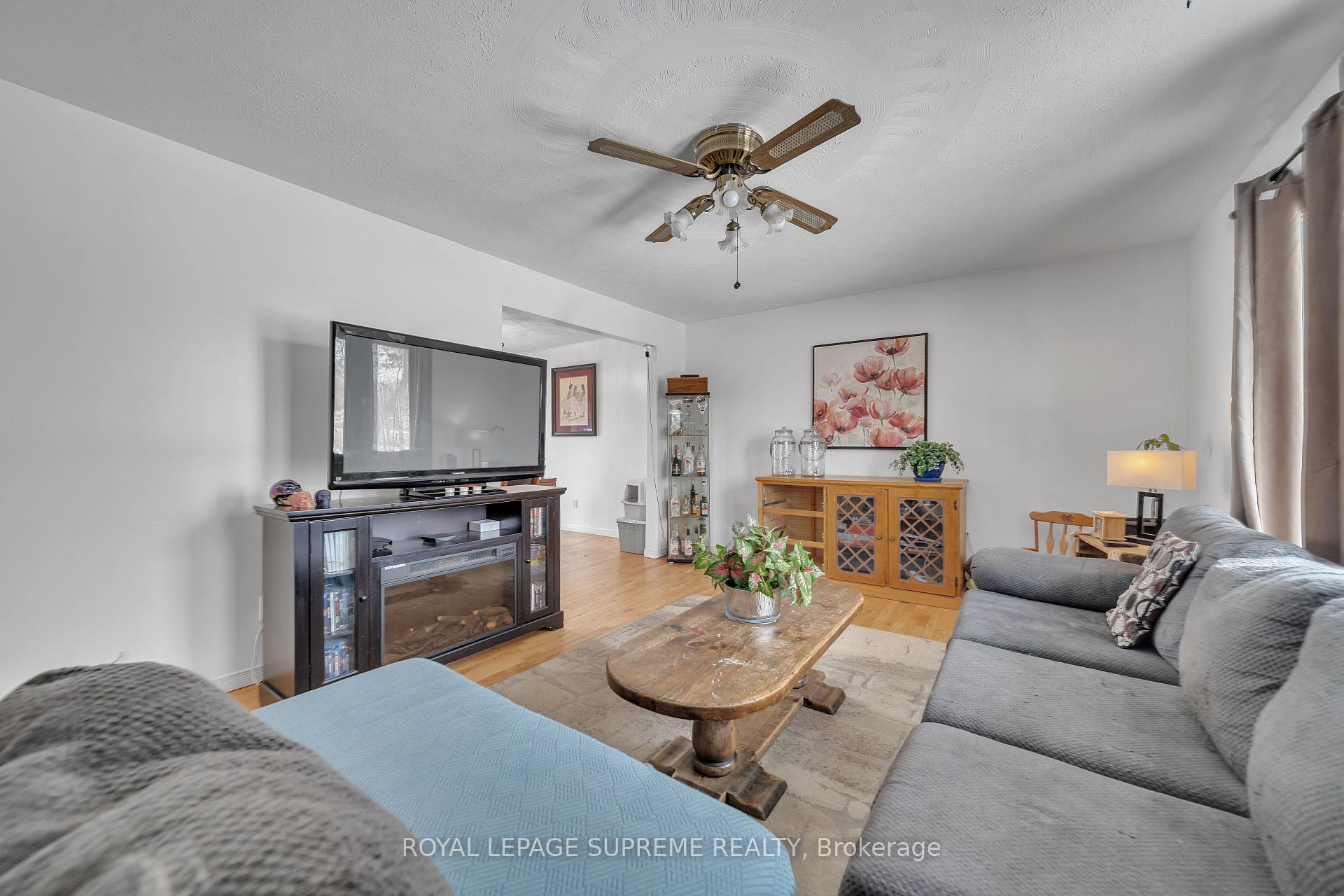 8740 12 Highway, Oro-Medonte