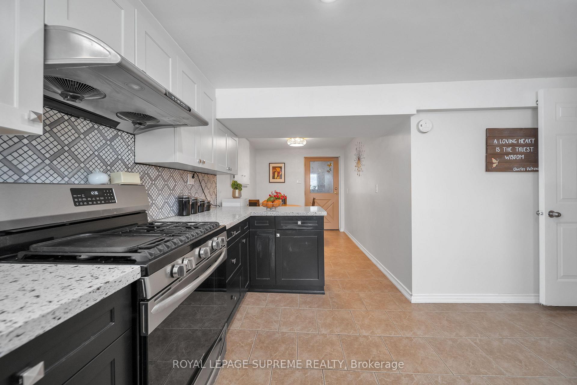 8740 12 Highway, Oro-Medonte