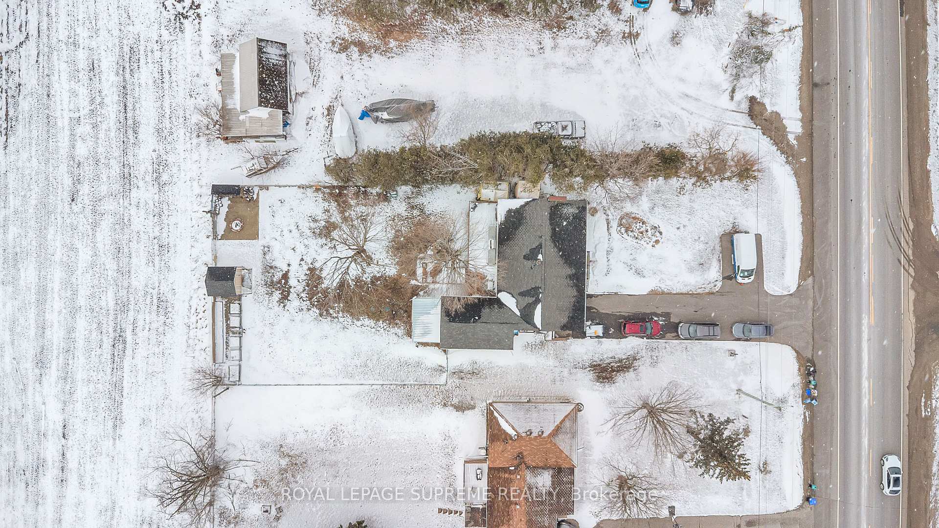 8740 12 Highway, Oro-Medonte