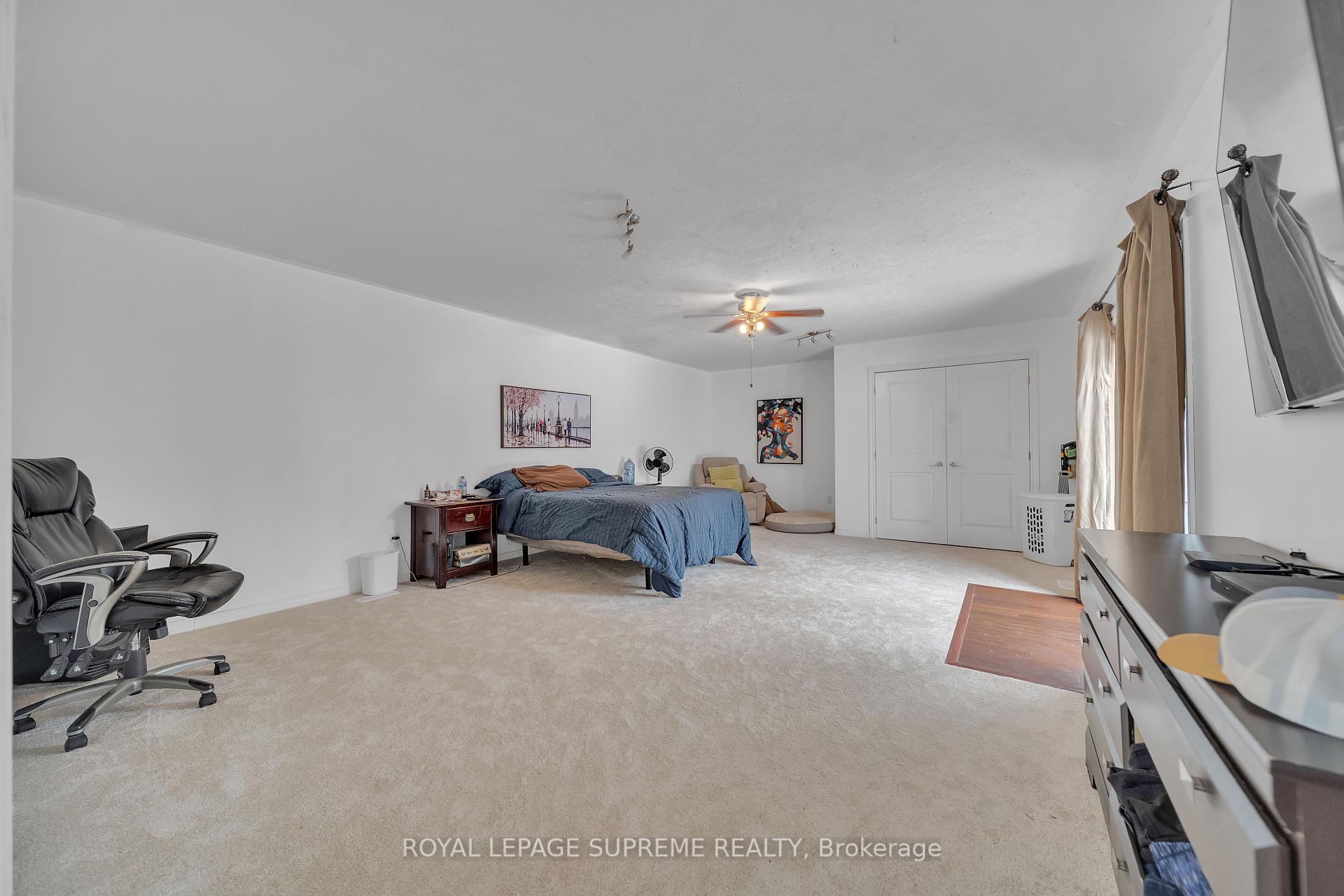 8740 12 Highway, Oro-Medonte