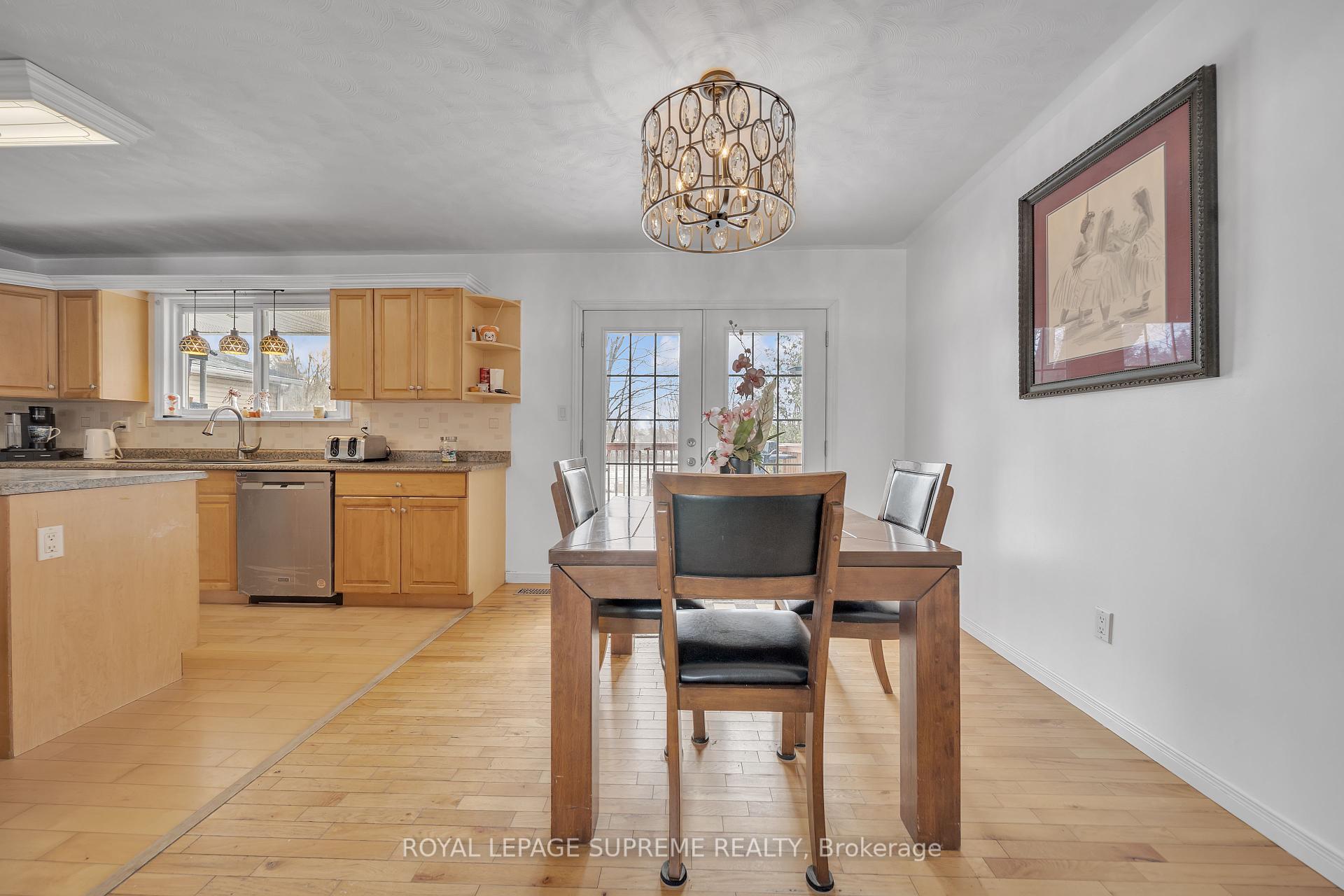 8740 12 Highway, Oro-Medonte