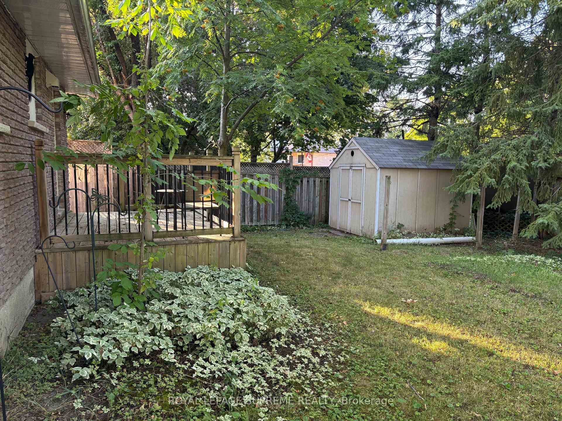 8 Redwood Court Upper