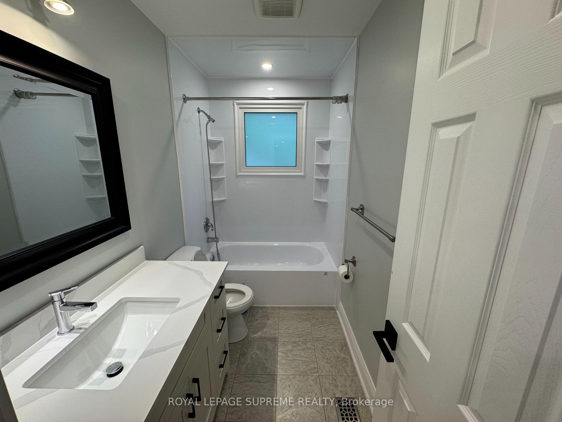 8 Redwood Court Upper