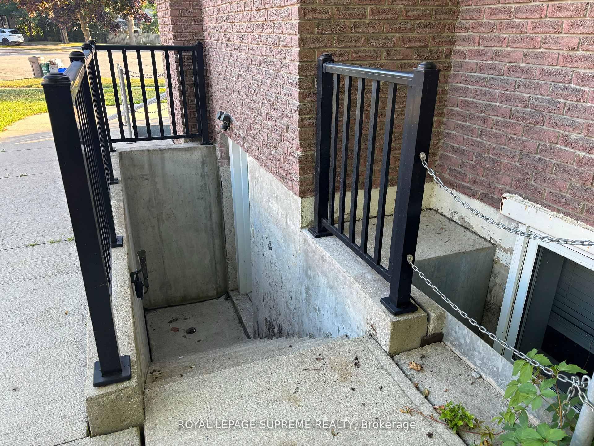 8 Redwood Court Basement