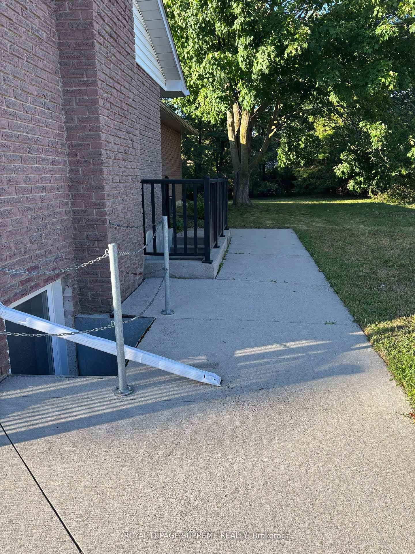 8 Redwood Court Basement