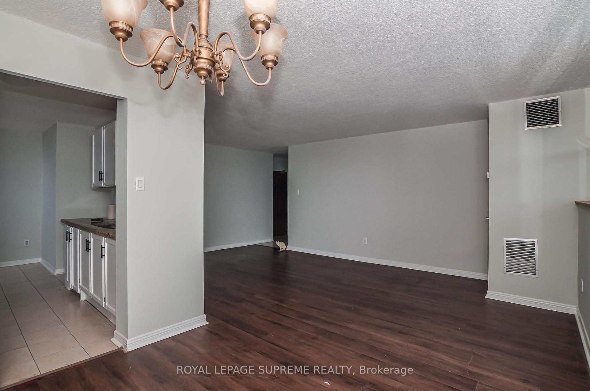 2130 Weston Road 501, Toronto W04 Unit: 501