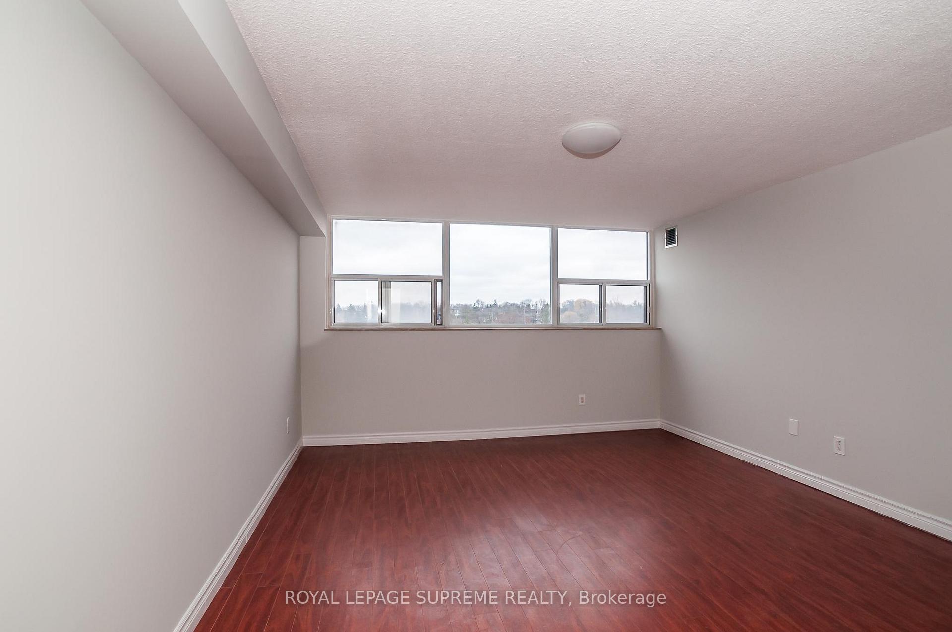 2130 Weston Road 501, Toronto W04 Unit: 501