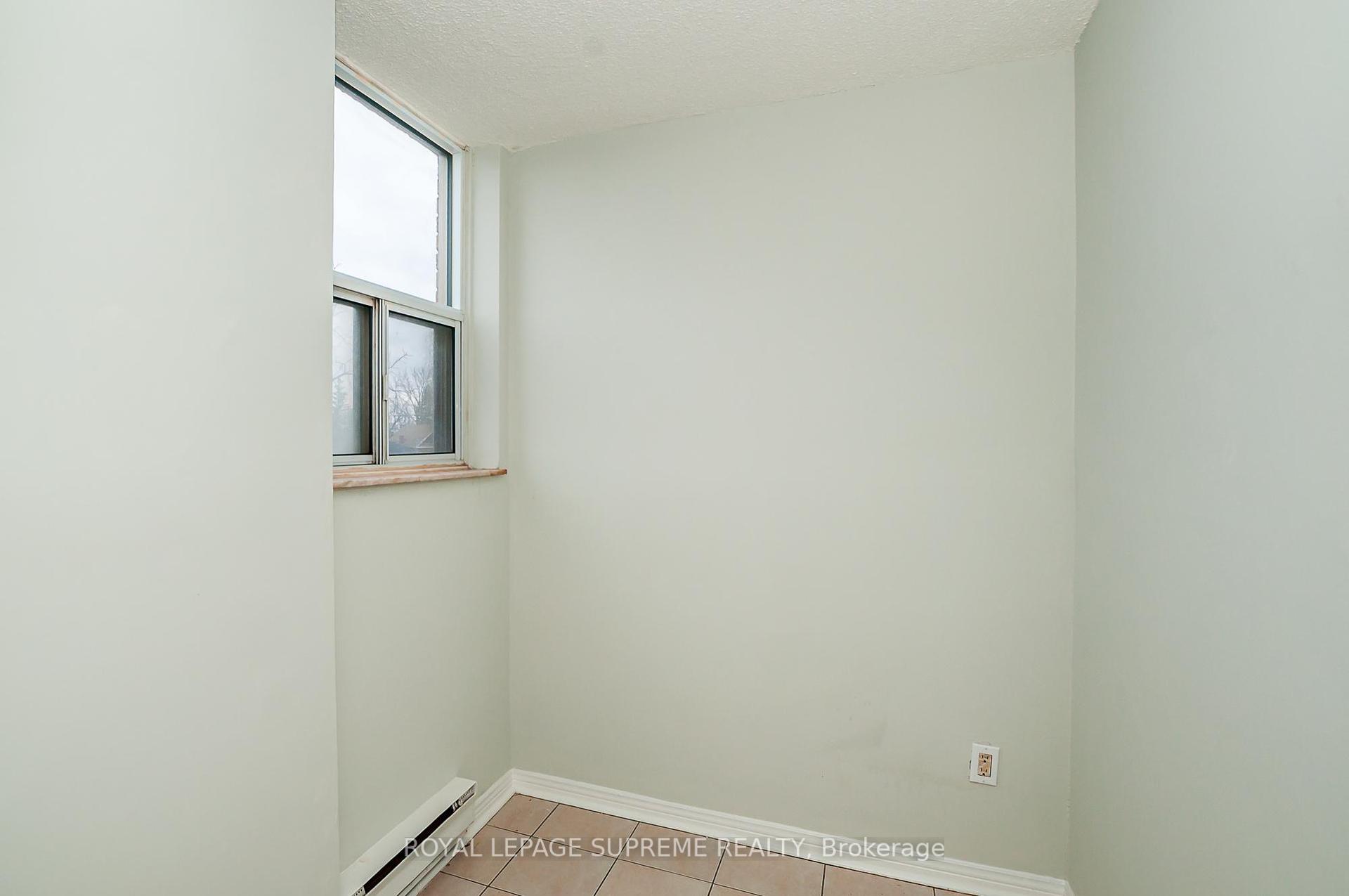 2130 Weston Road 501, Toronto W04 Unit: 501