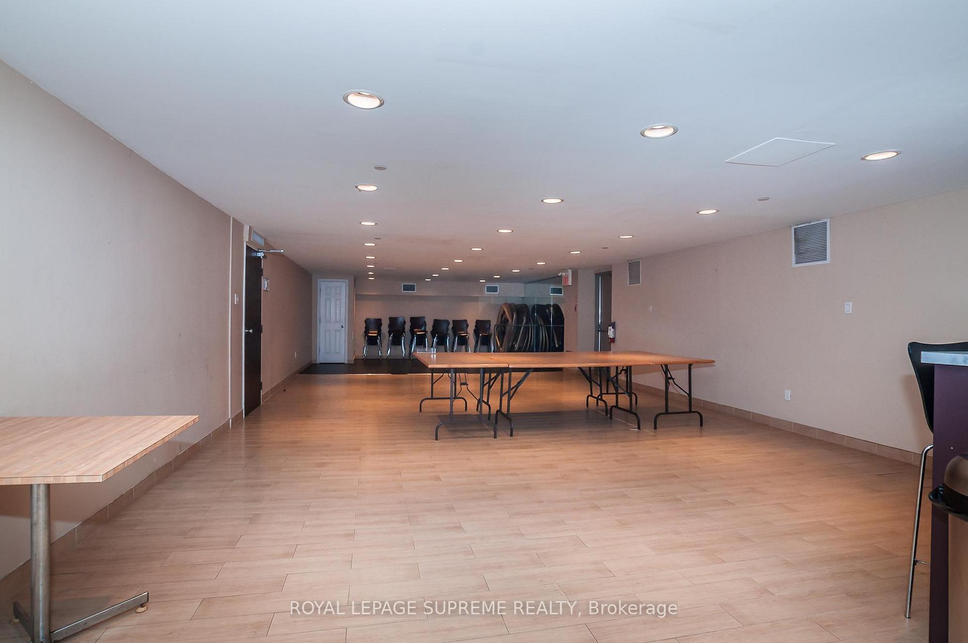 2130 Weston Road 501, Toronto W04 Unit: 501