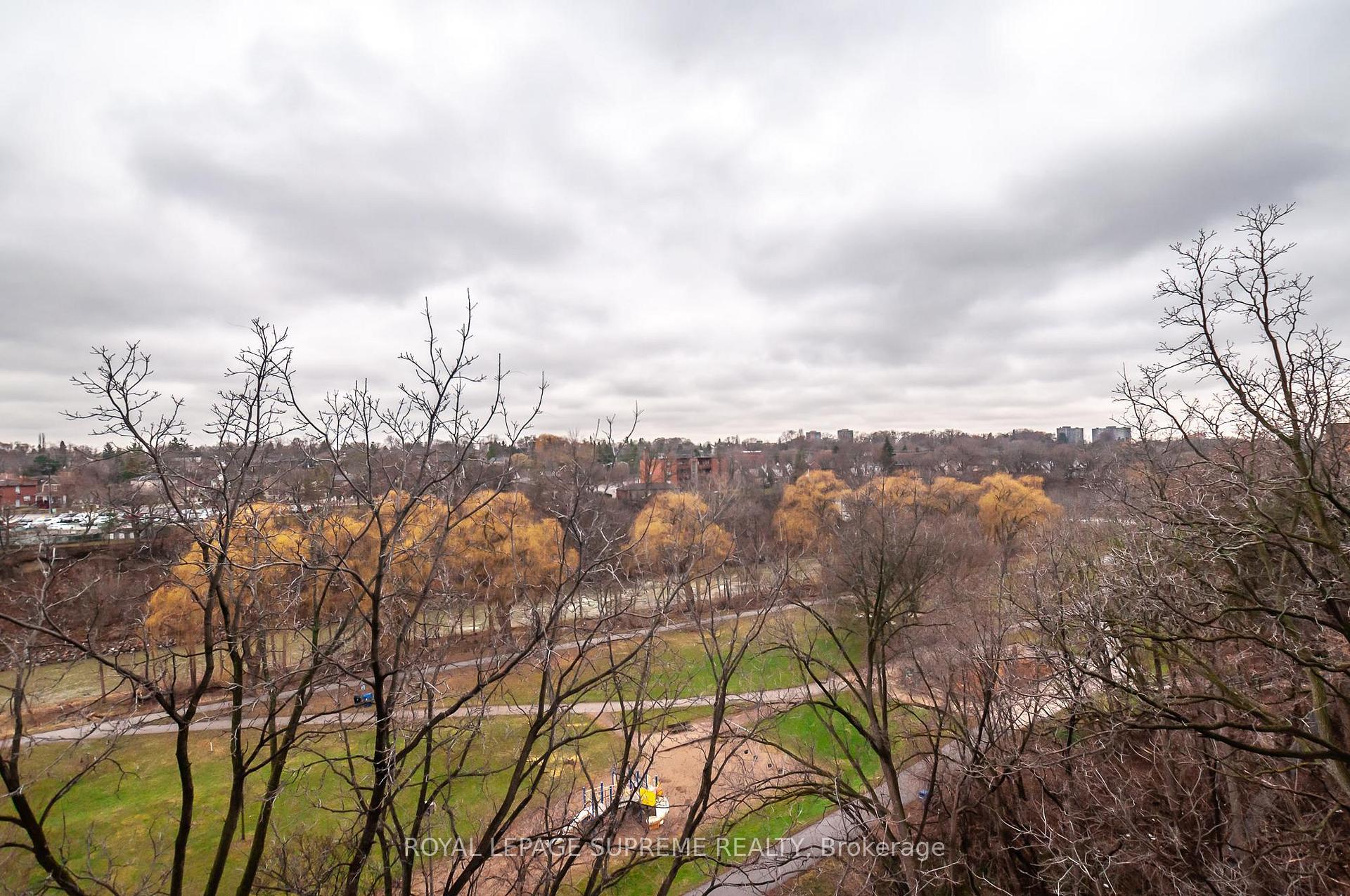 2130 Weston Road 501, Toronto W04 Unit: 501