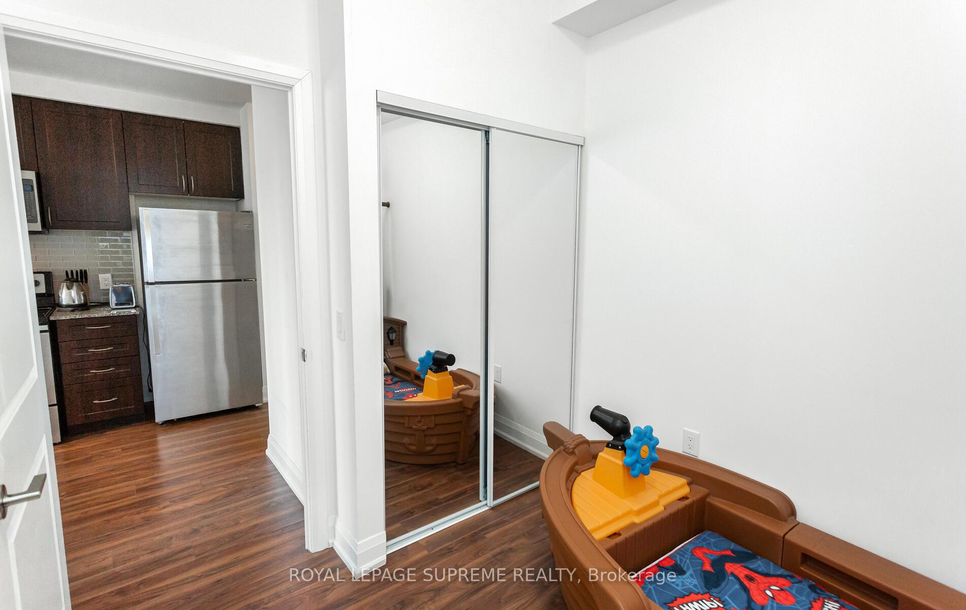 #903 - 2800 Keele Street, Toronto Unit: 903