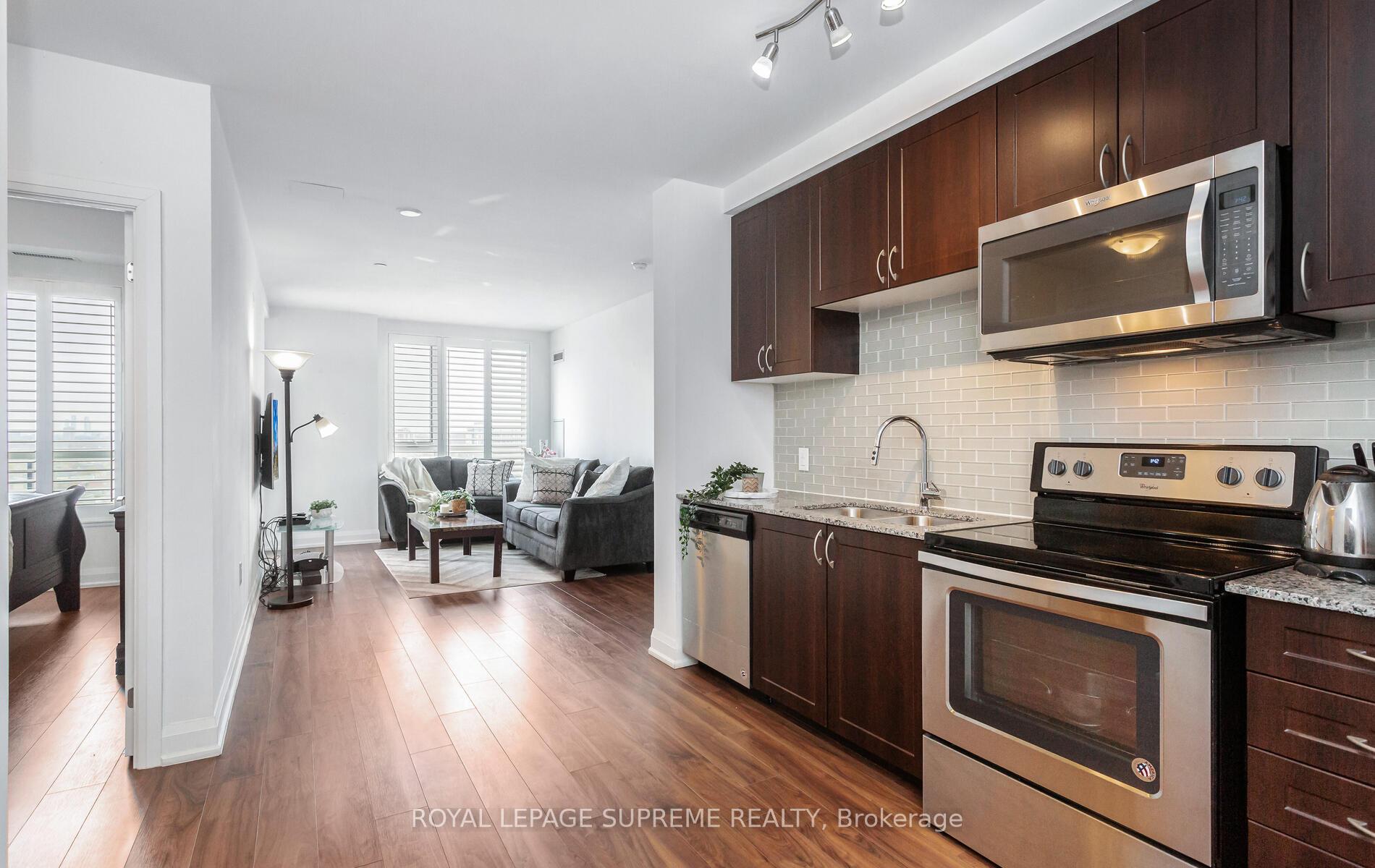 #903 - 2800 Keele Street, Toronto Unit: 903